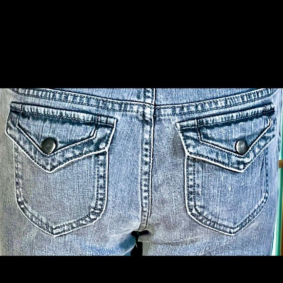 ▪️SIMPLY VERA▪️Mid Rise Gray Denim Bootcut Jeans - Picture 4 of 11